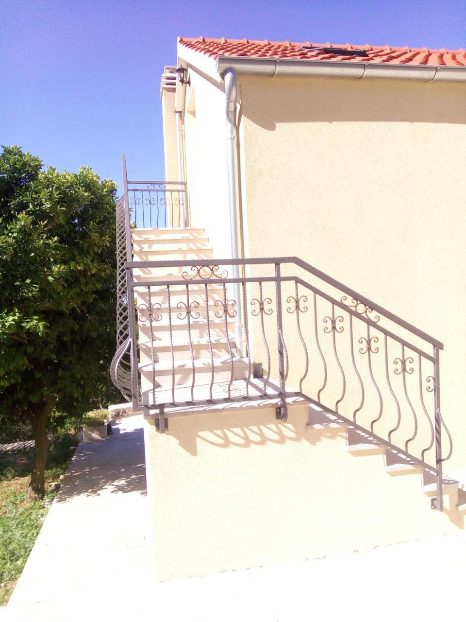 Holiday Apartments Maslina Paho Babino Polje エクステリア 写真